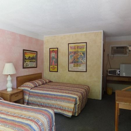 بحيرة جورج Windsor Motel المظهر الخارجي الصورة